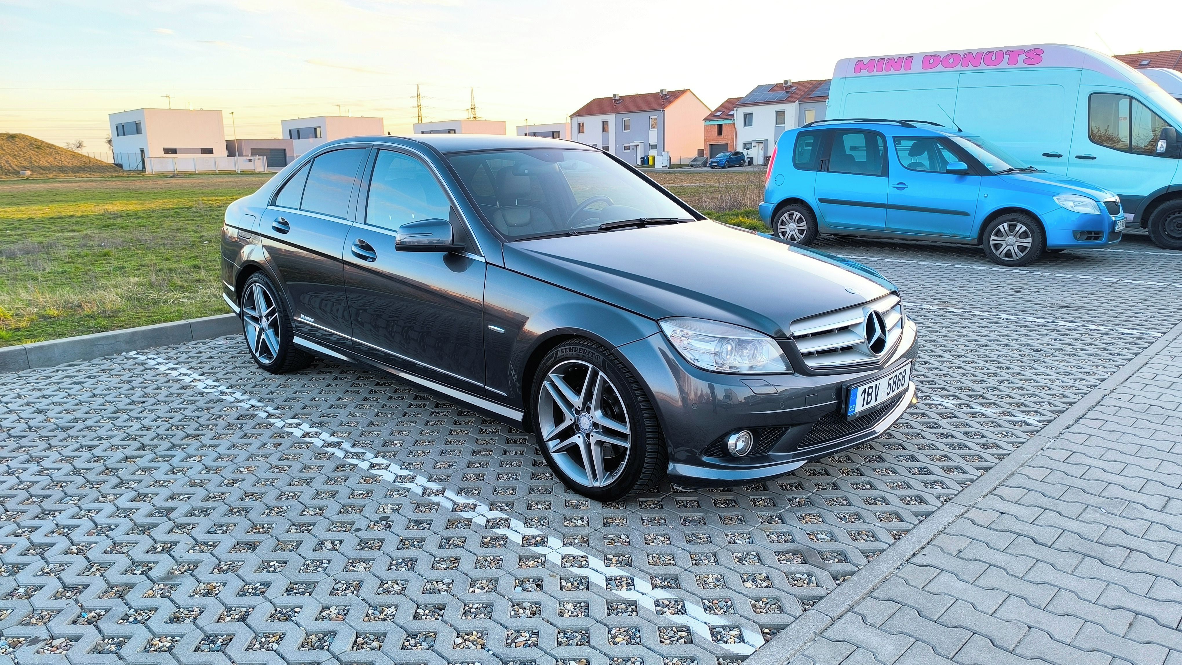 Mercedes-Benz Třídy C, 320CDI, 4x4, AMG paket - fotka 6
