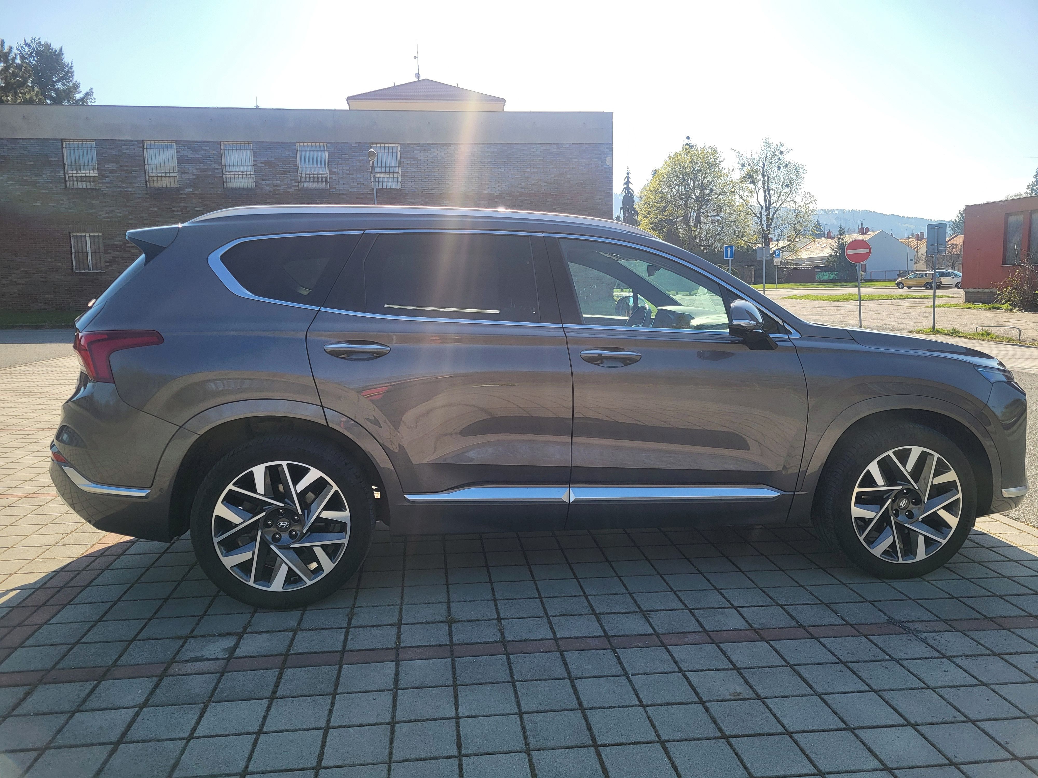 Hyundai Santa Fe, 2,2 Premium - fotka 6