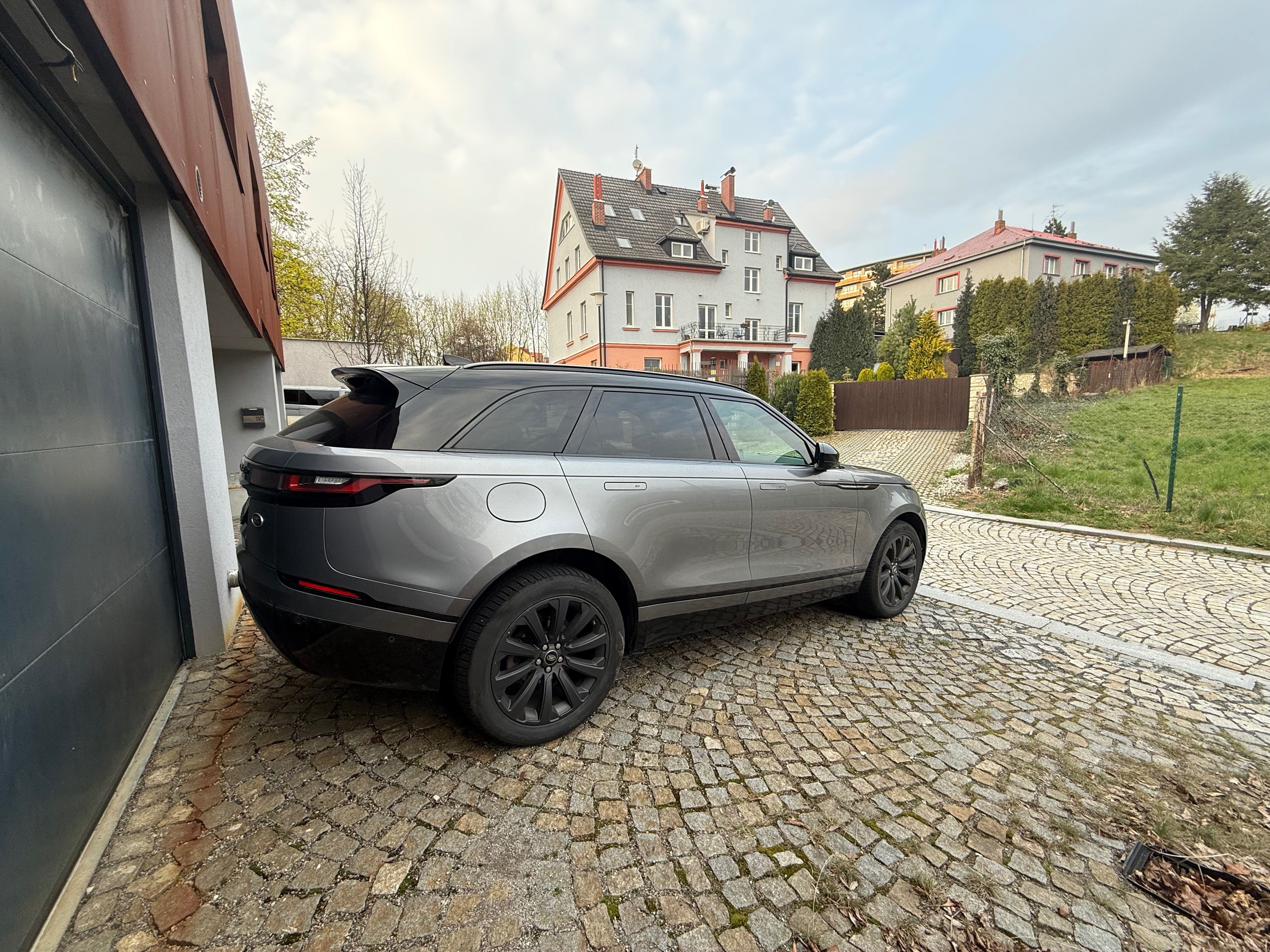 Land Rover Range Rover Velar, RR VELAR R Dynamic P250 TOP - fotka 2