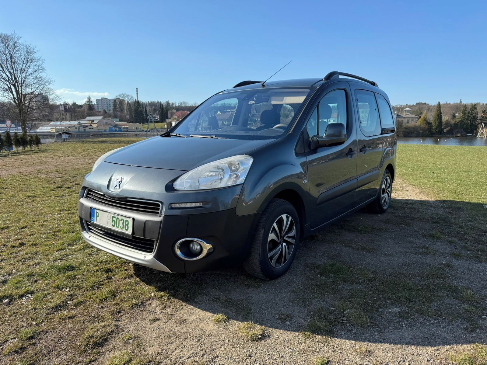 Peugeot Partner Tepee, 1,6i TOP STAV - fotka 4