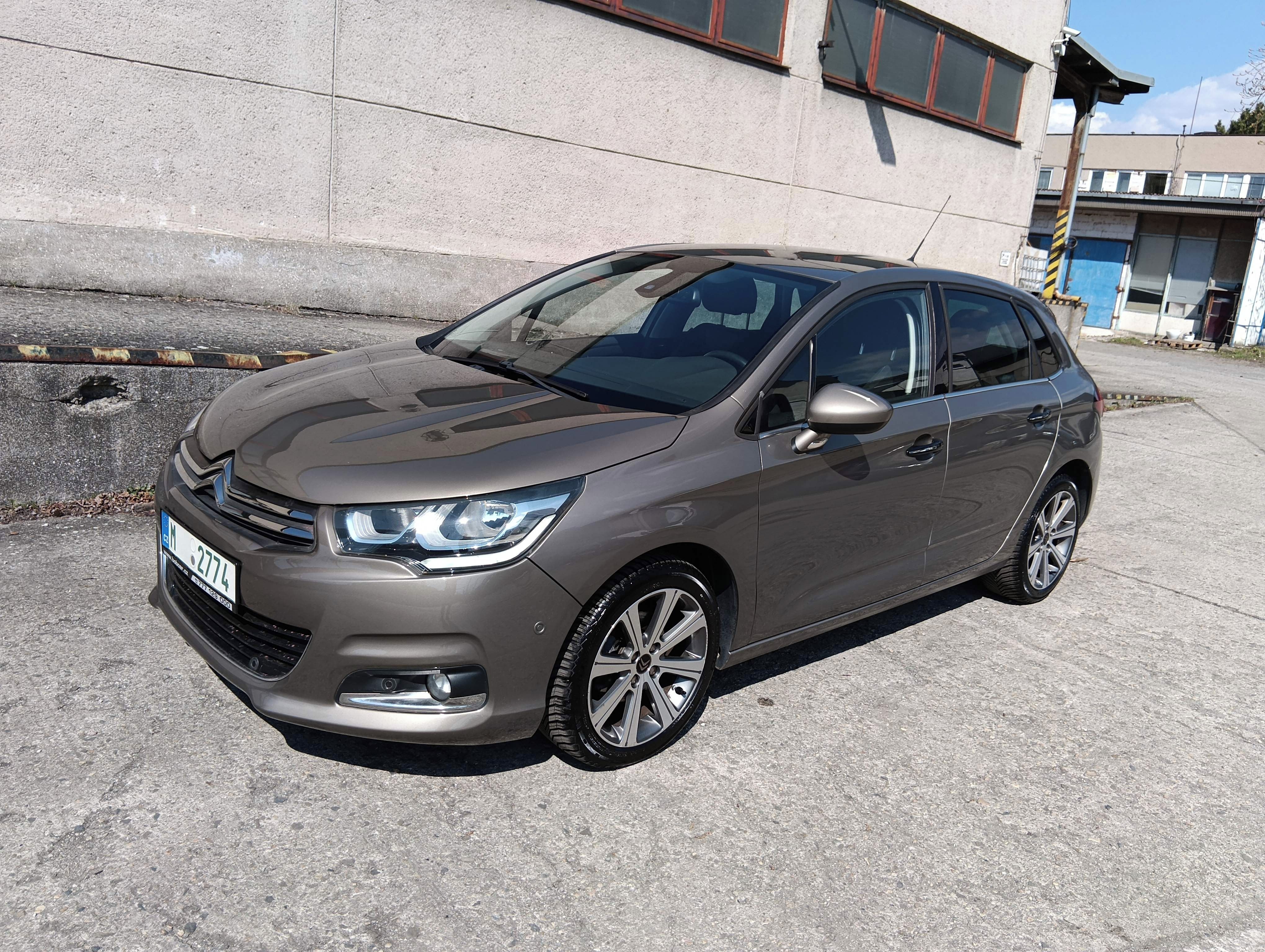 Citroën C4, 1.2 / 96kW, - fotka 2