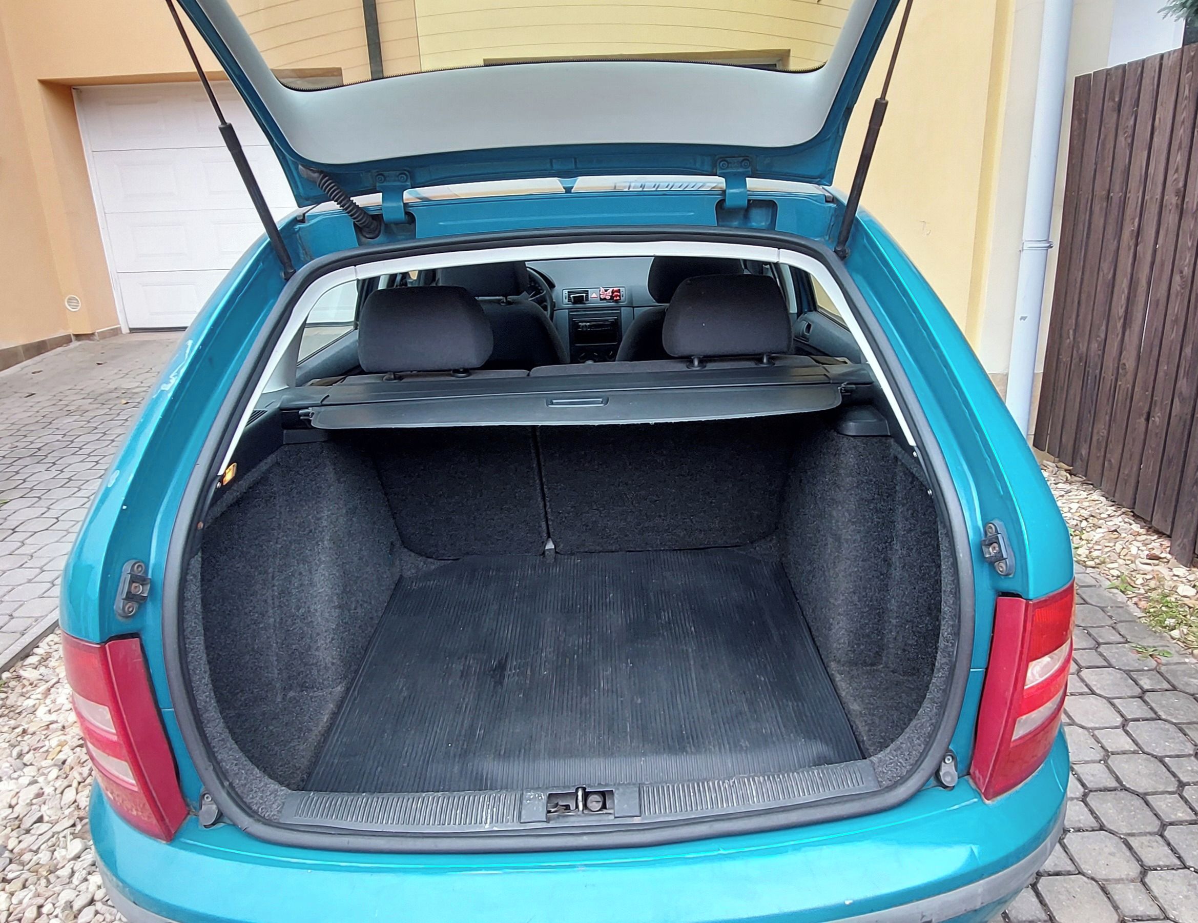 Škoda Fabia, Škoda Fabia Combi 1.4 - fotka 4
