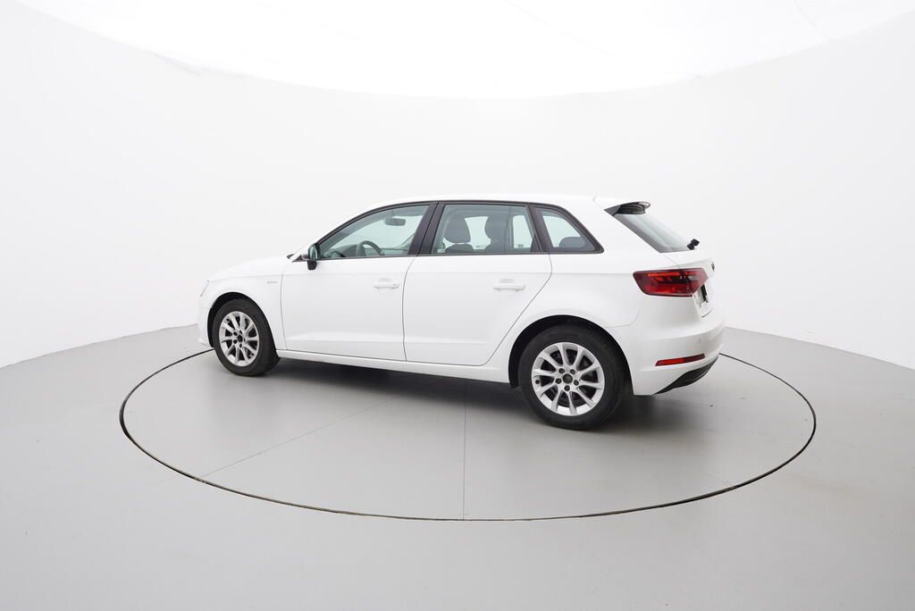 Audi A3, 1.4 81 kW - fotka 3