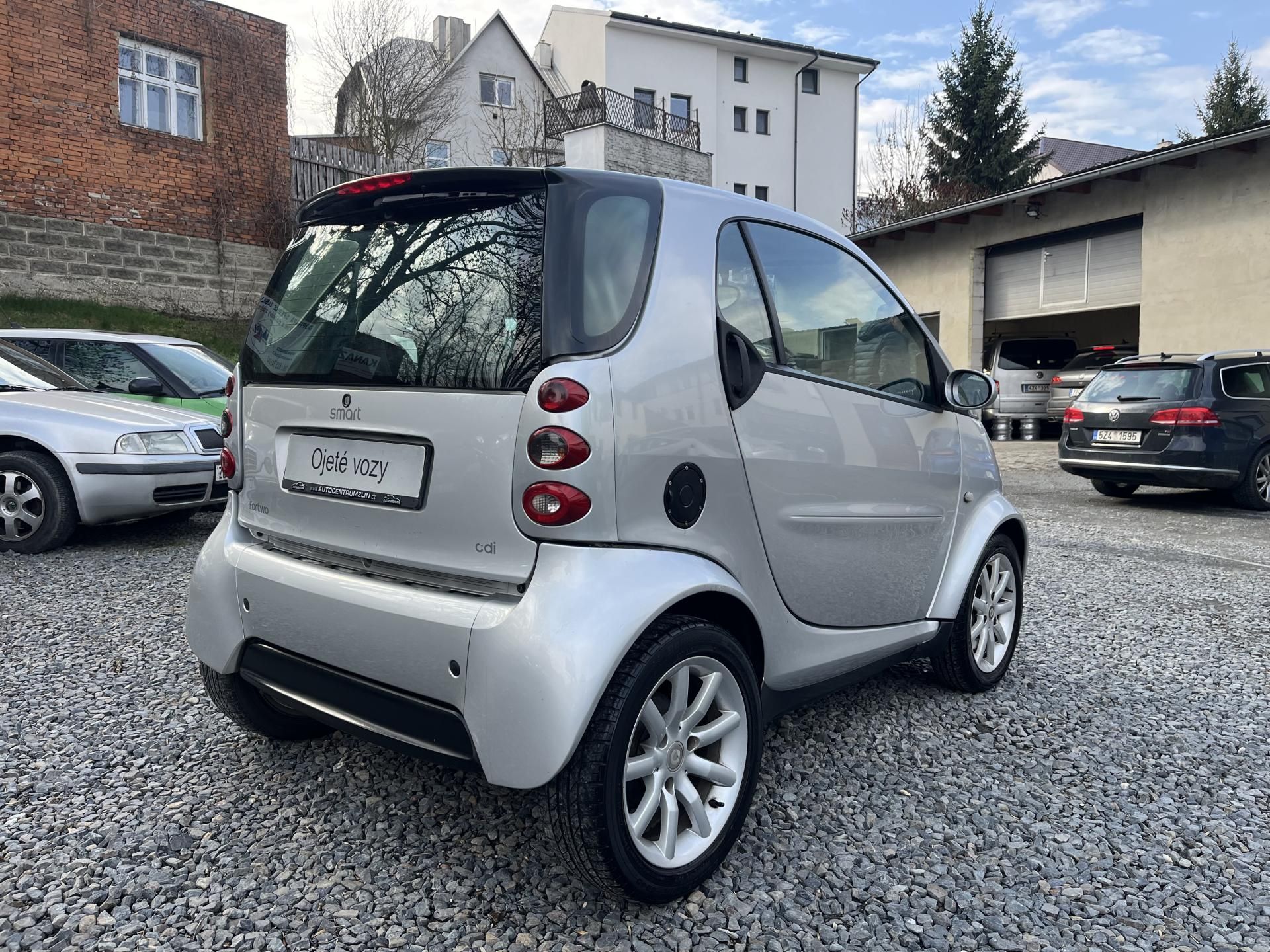Smart Fortwo, 0,8 CDi 30 Kw AUT. - fotka 5