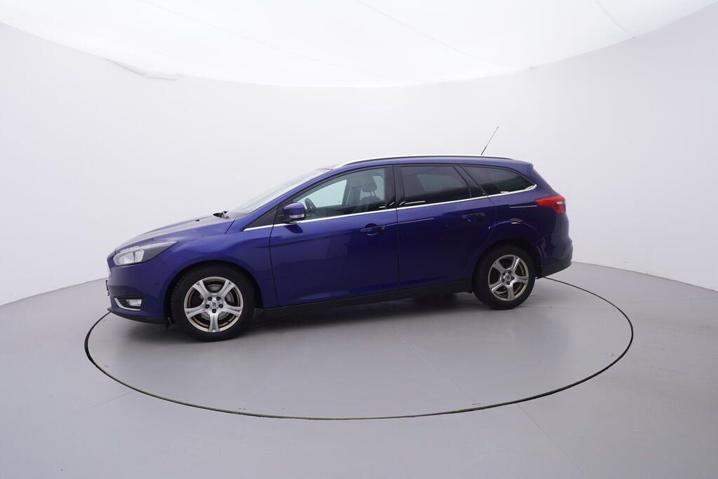 Ford Focus, Titanium 2.0 110 kW - fotka 2