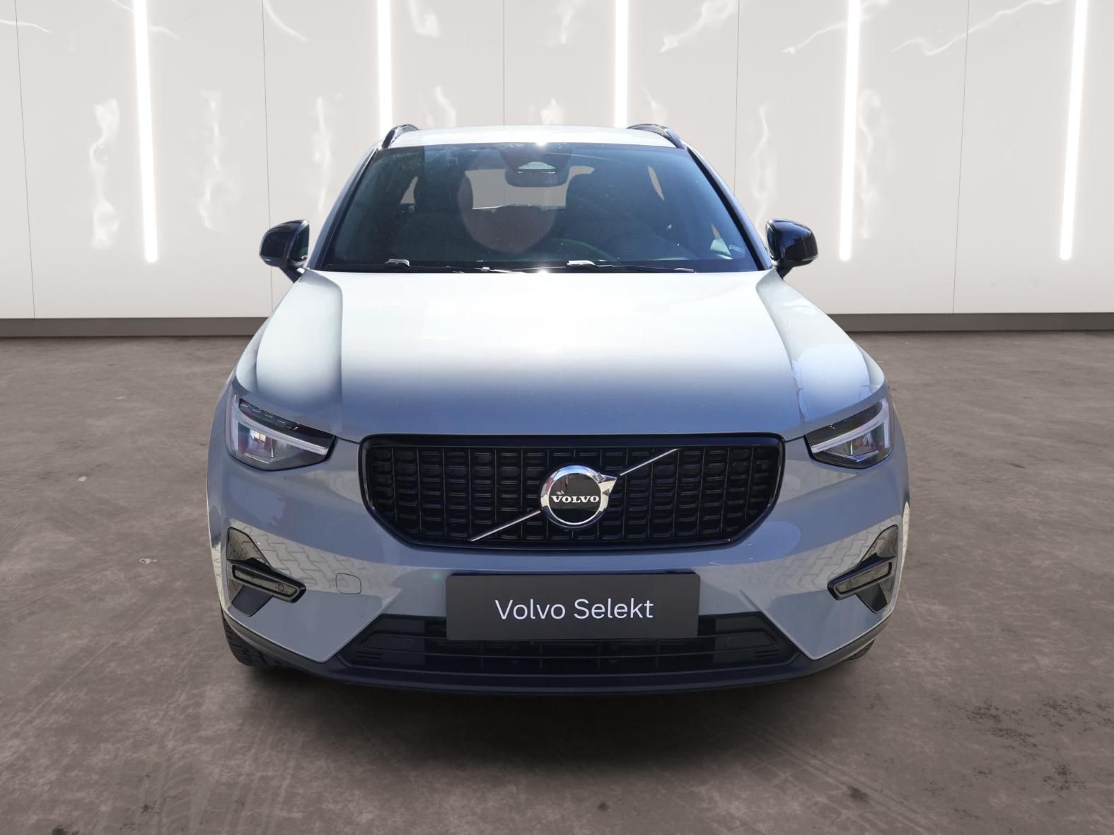 Volvo XC40, Plus, B3 Mild hybrid, Benzín, - fotka 6