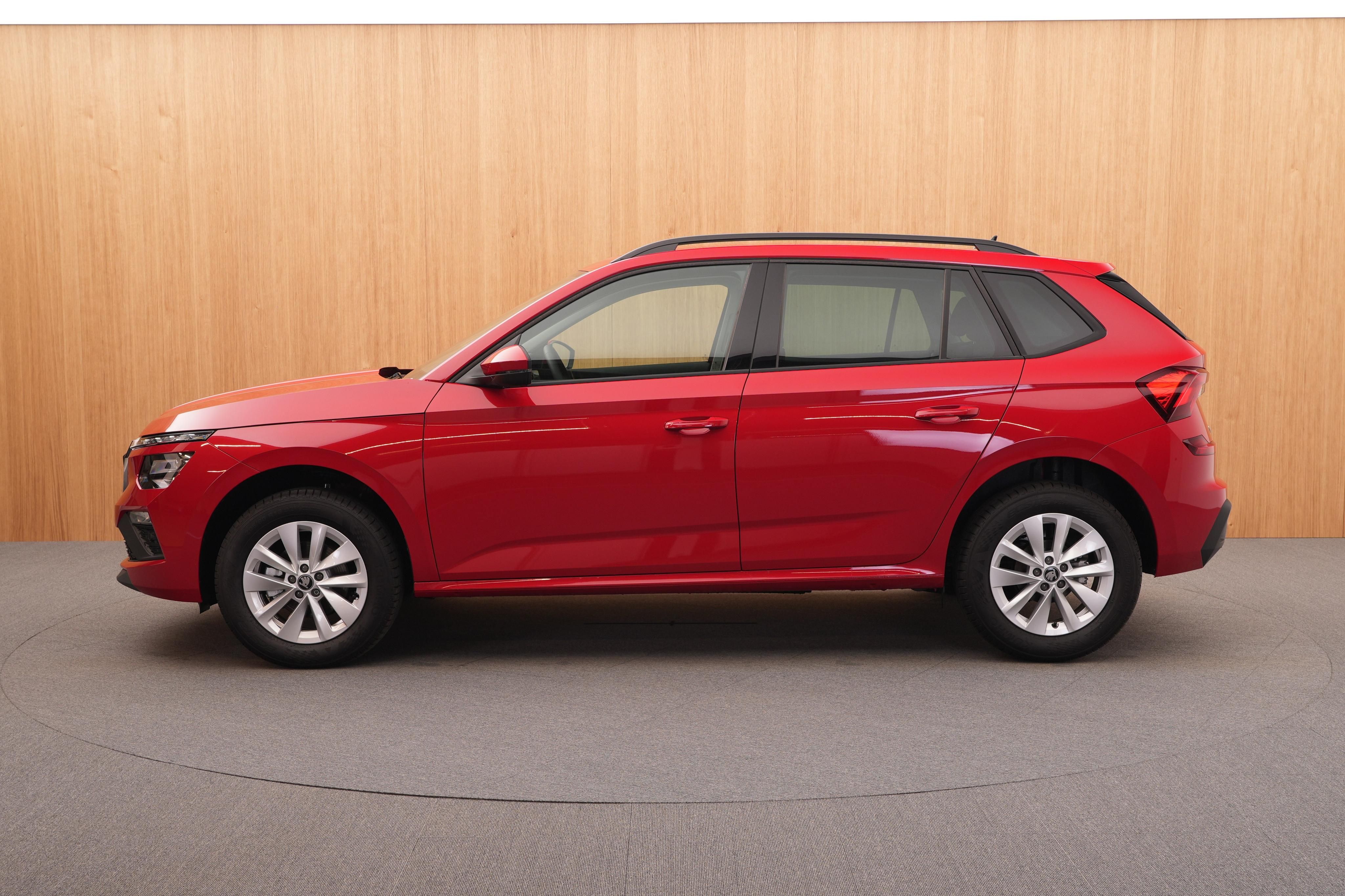Škoda Kamiq, Drive 130 Plus 1.0 TSI DSG - fotka 2