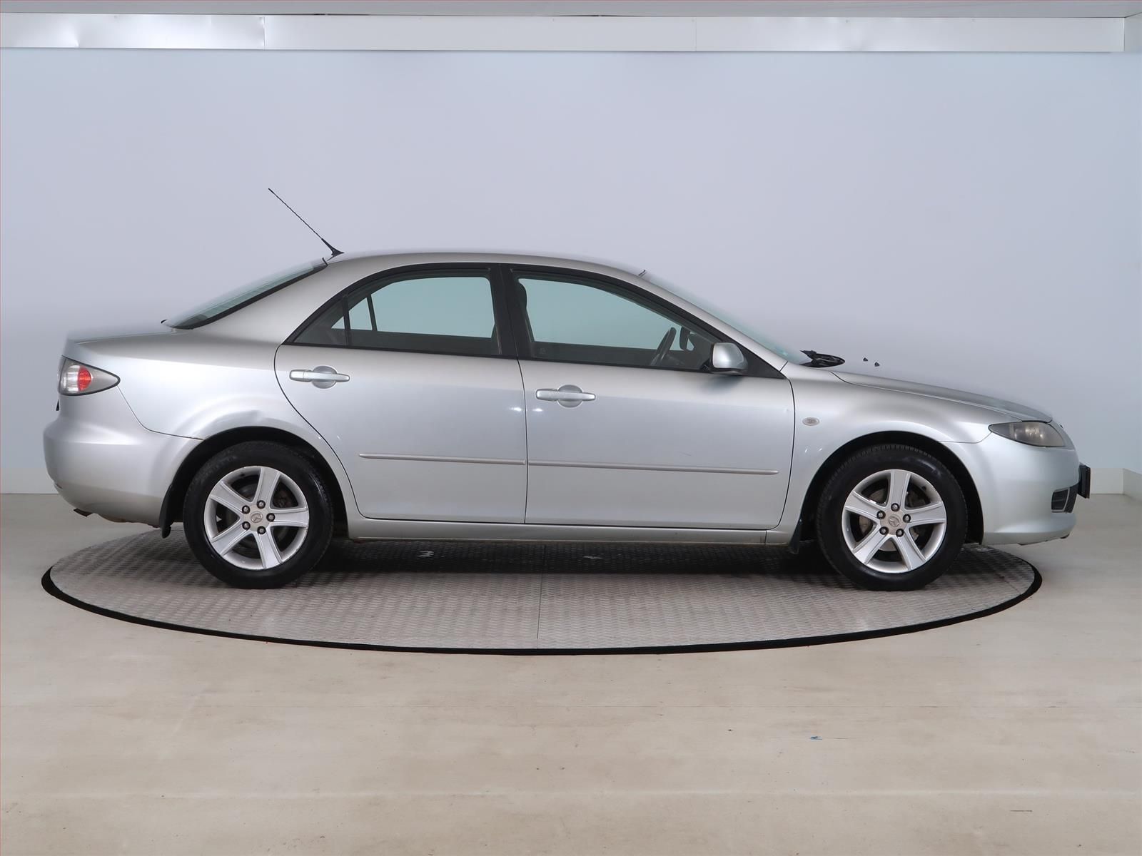 Mazda 6, 1.8, po STK, Klima - fotka 6