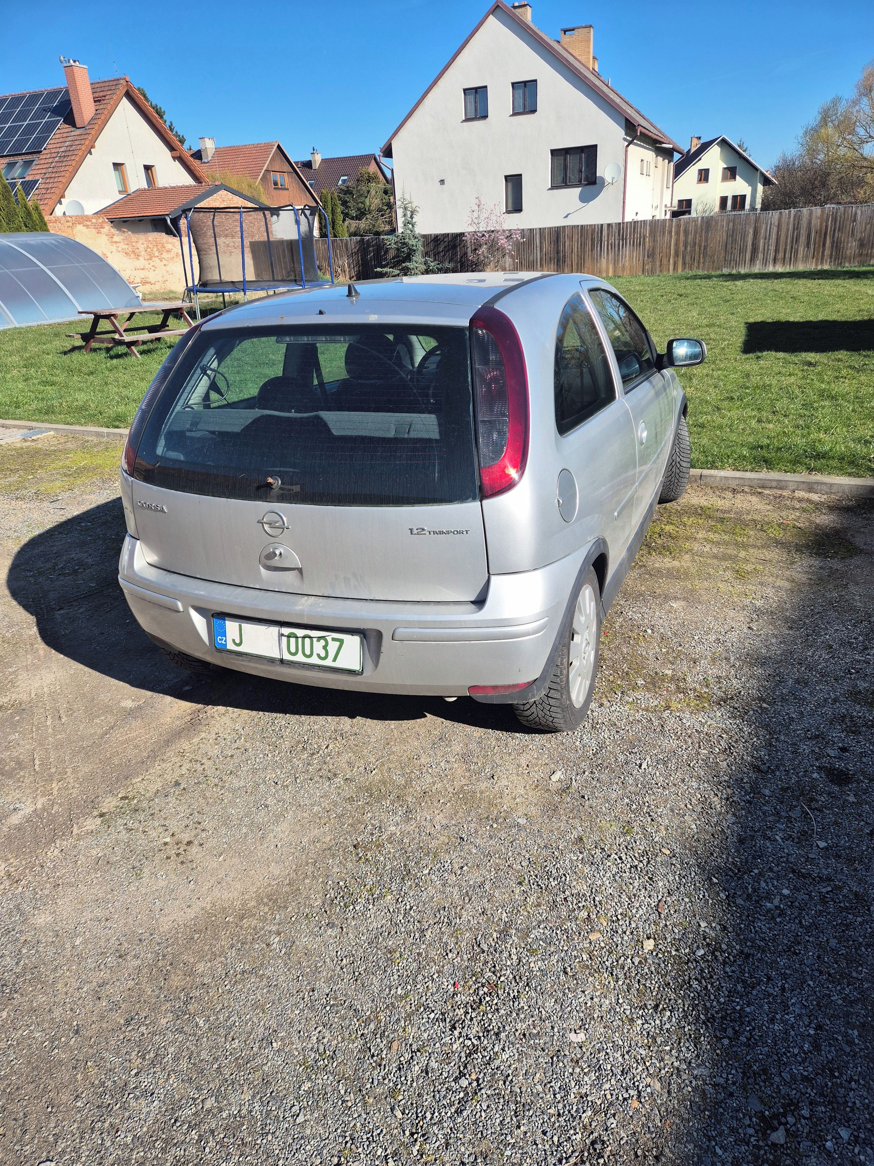 Opel Corsa, 1.3 i - fotka 4
