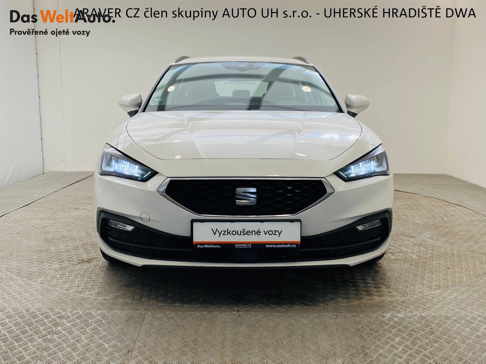 Seat Leon, STYLE 2.0TDI 110kW DSG - fotka 4