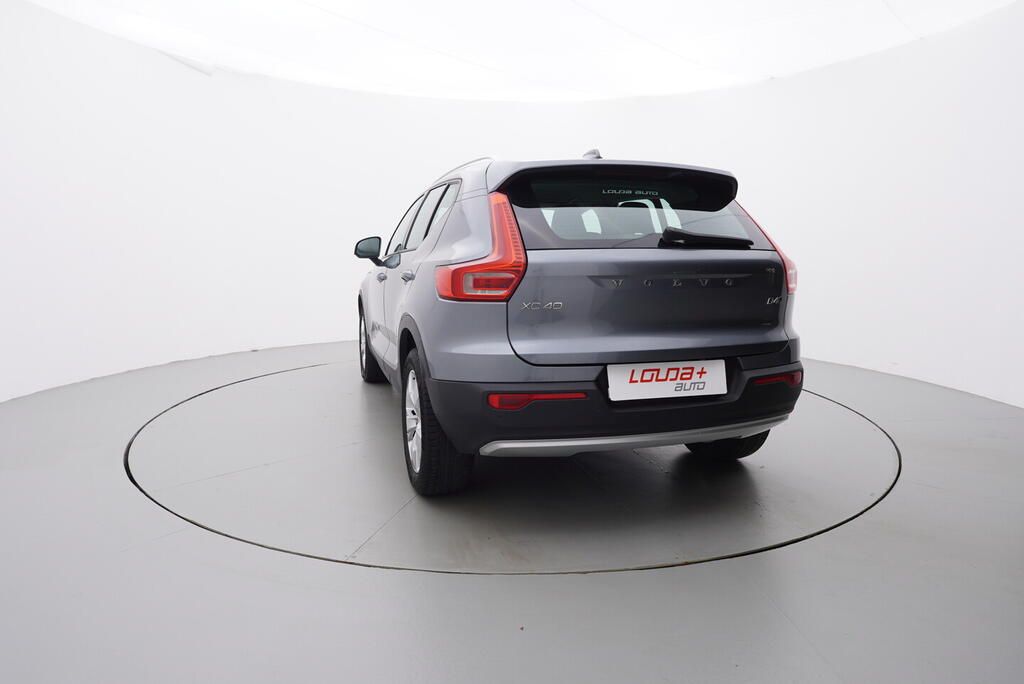 Volvo XC40, INSCRIPTION 2.0 D4 140 kW - fotka 4