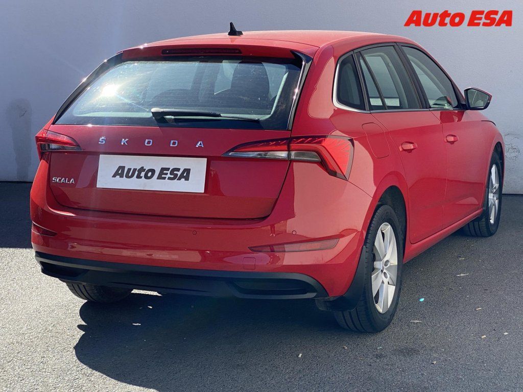 Škoda Scala, 1.6 TDi,Ambition,DSG,LED - fotka 4