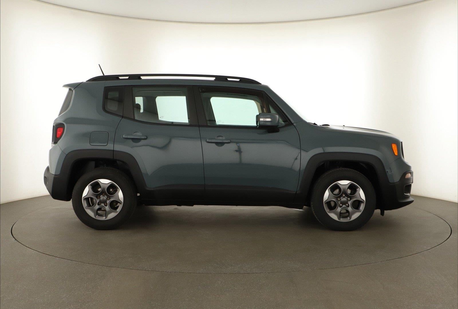 Jeep Renegade, 1.6 MultiJet, Tempomat - fotka 6