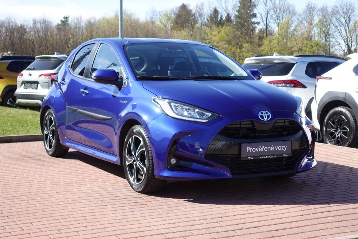 Toyota Yaris, 1,5 HSD Comfort Style Tech - fotka 3