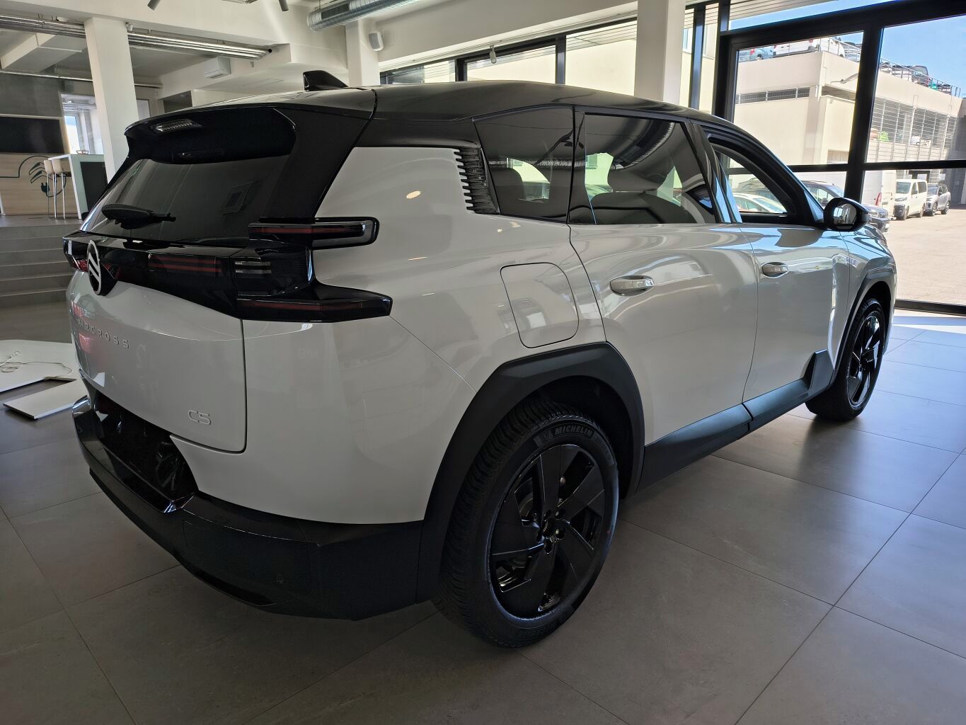 Citroën C5 Aircross, PLUS Hybrid 145k Automatic - fotka 6