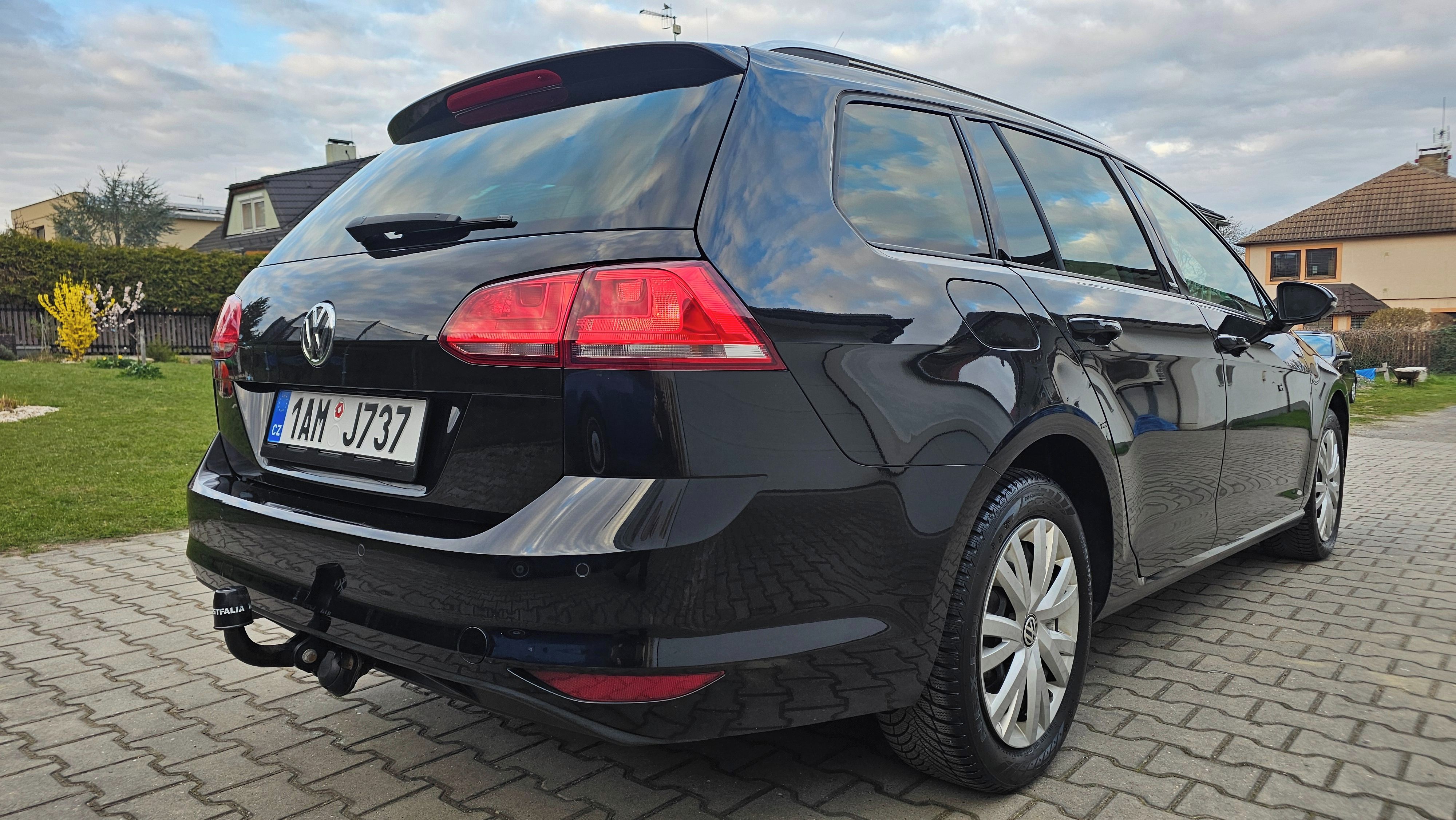 Volkswagen Golf, 7 1.6 TDi ALLSTAR SERVISOVÁNO - fotka 5