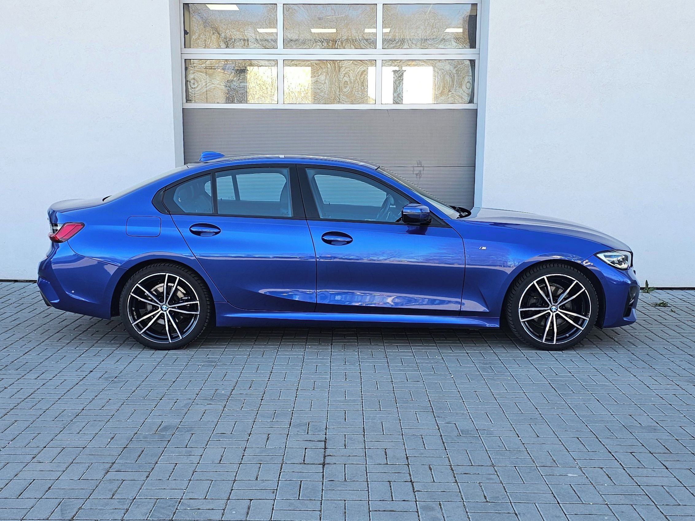 BMW Řada 3, 320D xDrive - fotka 5