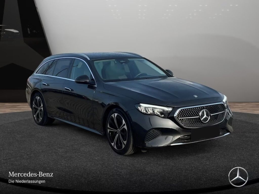 Mercedes-Benz Třídy E, 300 e T Avantgarde Advanced - fotka 3