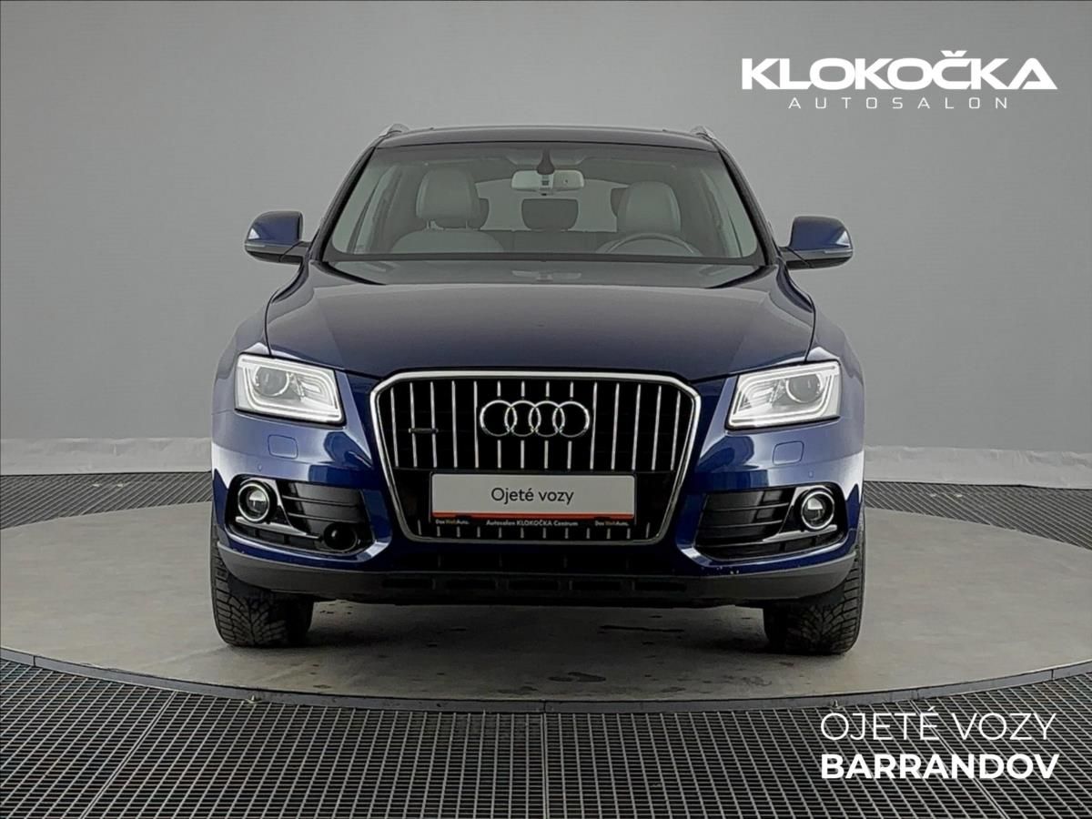 Audi Q5, 2,0 TDI  7Stronic Quattro - fotka 4