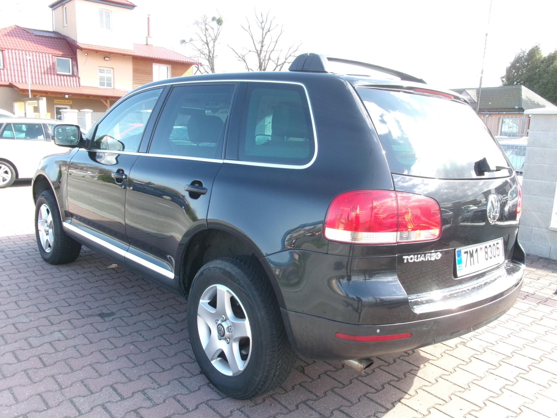 Volkswagen Touareg, 2,5TDI DSG AC TEMP ALU - fotka 6