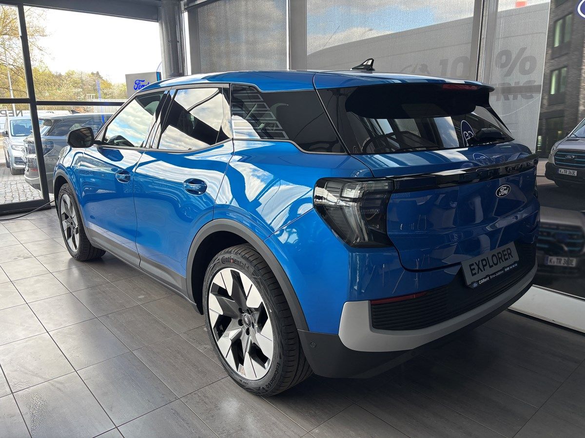 Ford Explorer, Premium, 77 kWh prodloužený do - fotka 4