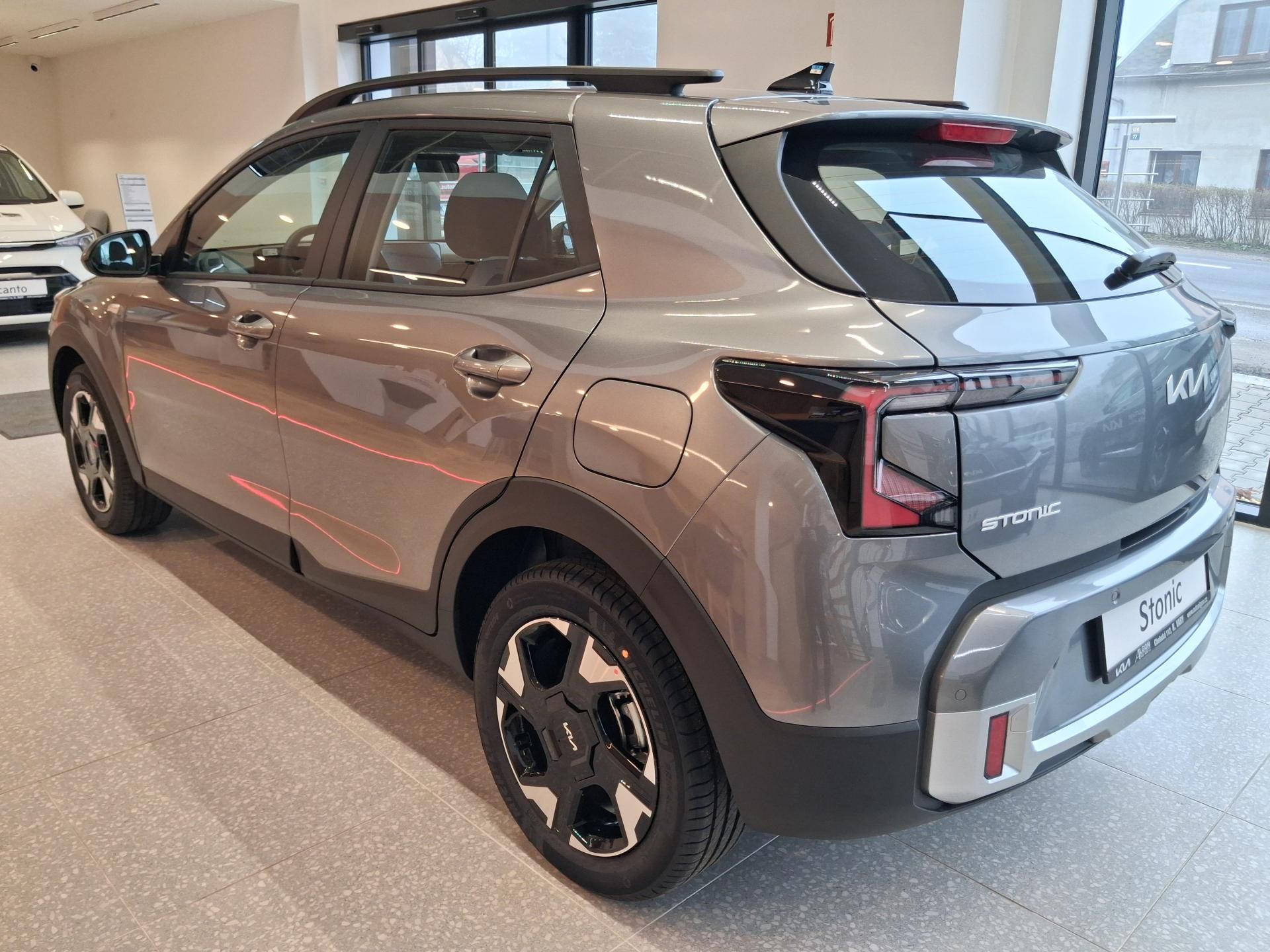 Kia Stonic, 1,0 T-GDi GPF SPIN - fotka 4