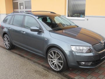 1.6 TDI DSG NAVI TAŽNÉ