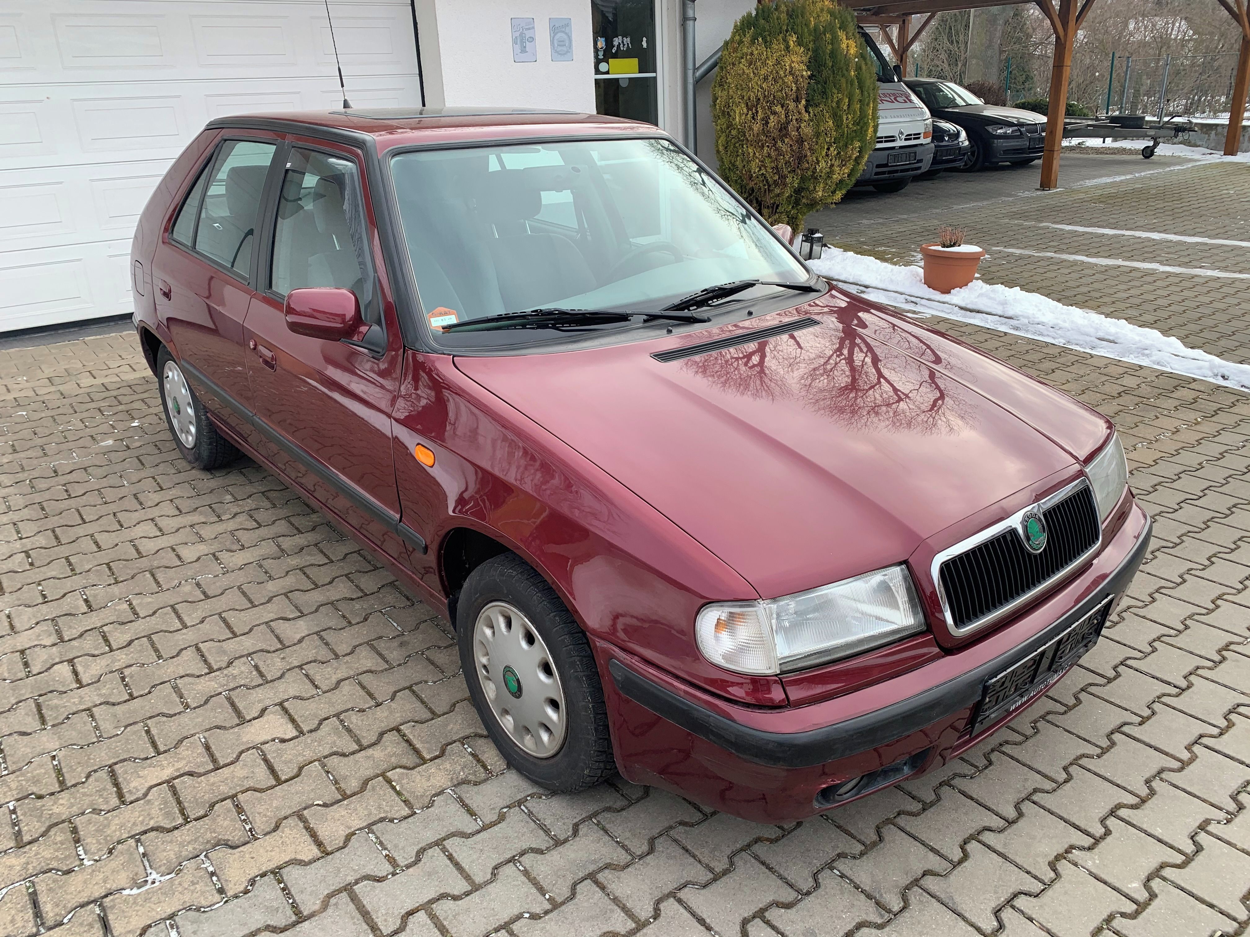 Škoda Felicia, 1.3 GLX, servo, 1. maj. - fotka 3