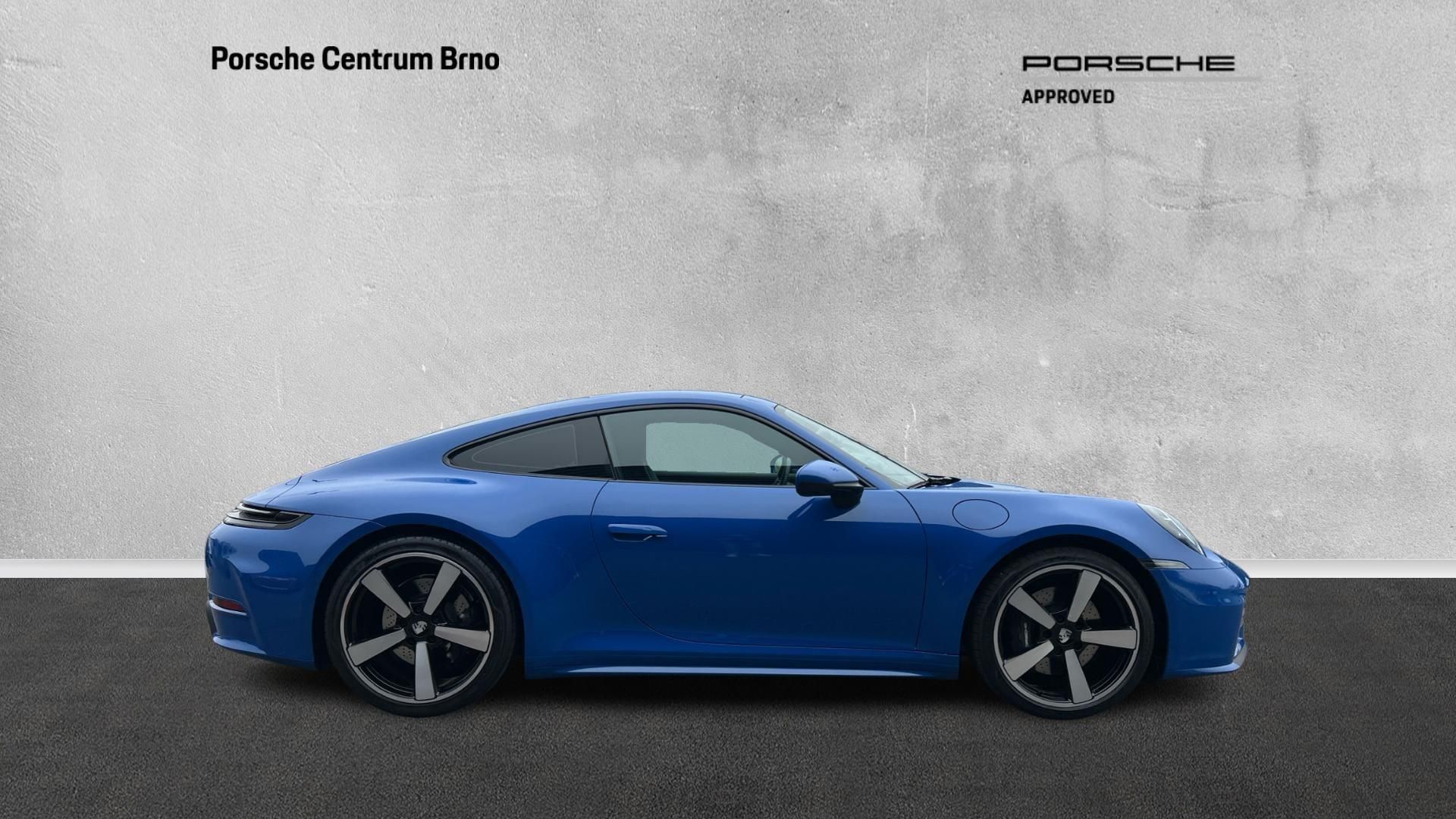 Porsche 911, Carrera - fotka 5