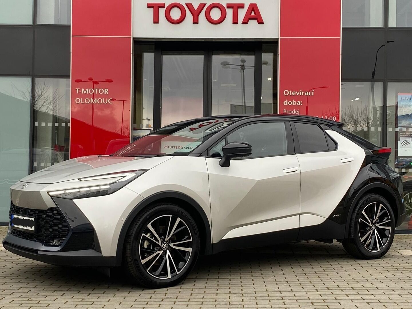 Toyota C-HR, 2,0 Hybrid Executive Premiere