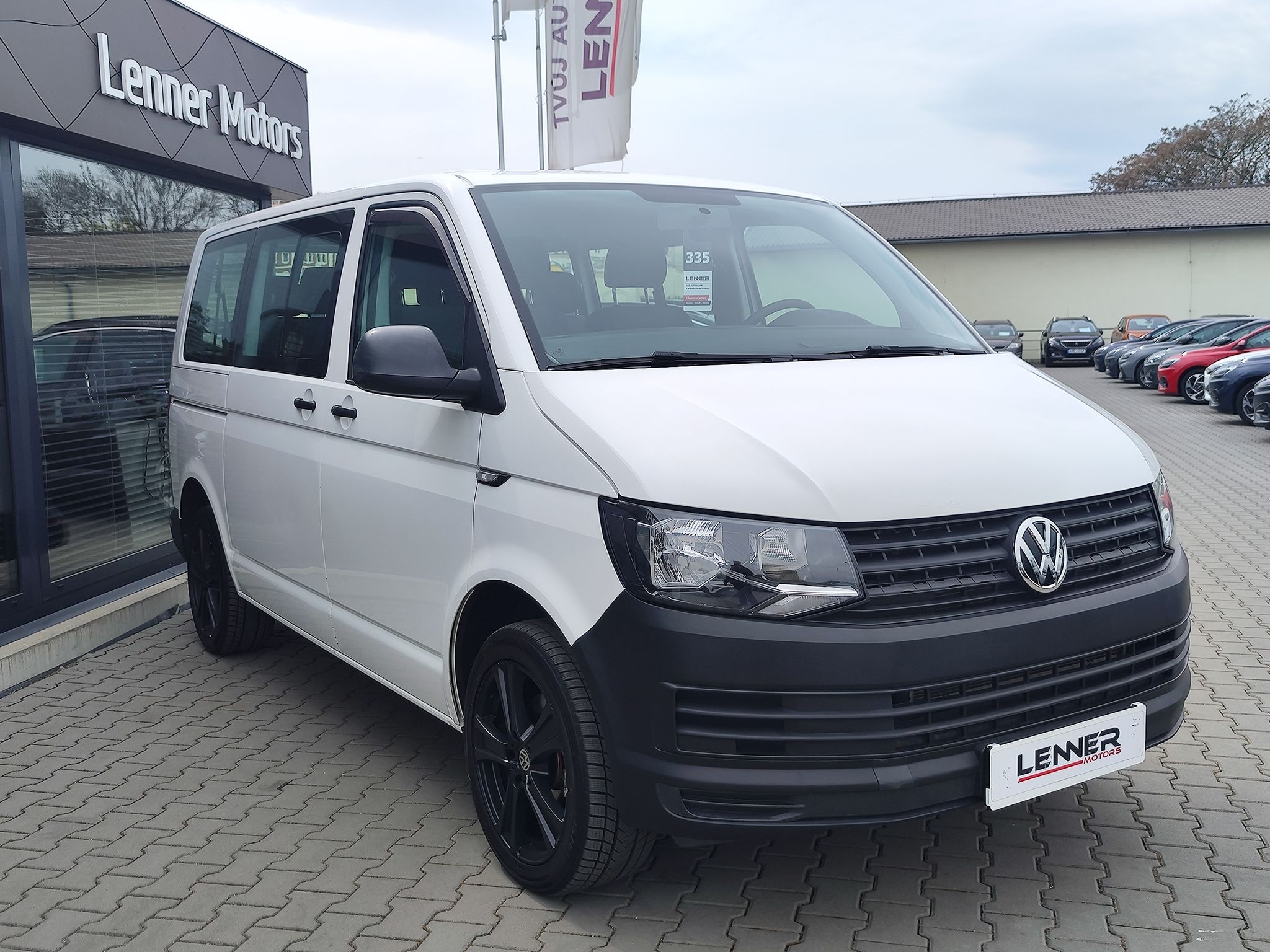 Volkswagen Transporter, 2.0 TDi/110kW DSG, 9 Míst - fotka 3
