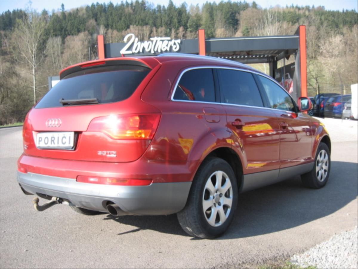 Audi Q7, 3,0 TDi V6 Quattro - fotka 6