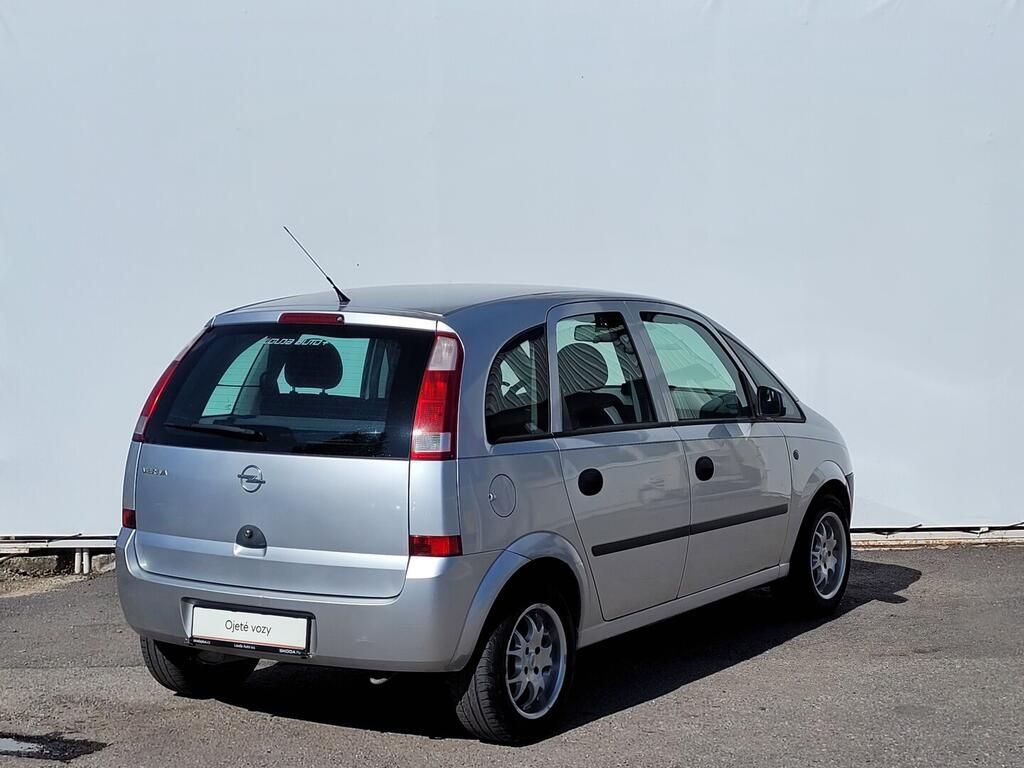 Opel Meriva, 1.6 I 64 kW - fotka 2