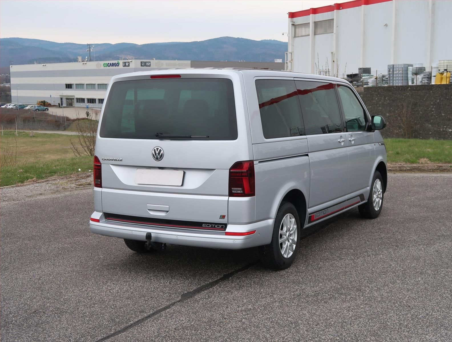 Volkswagen Caravelle, 2.0 TDI, 8 míst, KR, Nové v ČR - fotka 5