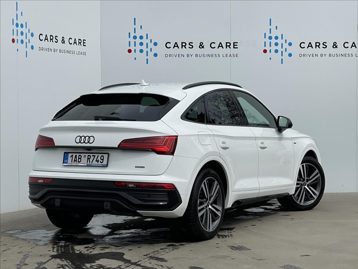 Audi Q5, 2,0 TDI quattro S line  Sportb - fotka 3