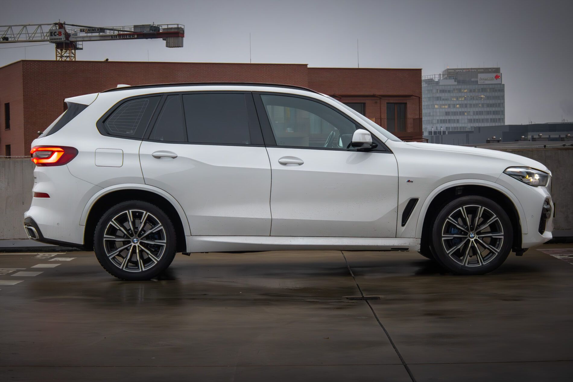BMW X5 - fotka 4