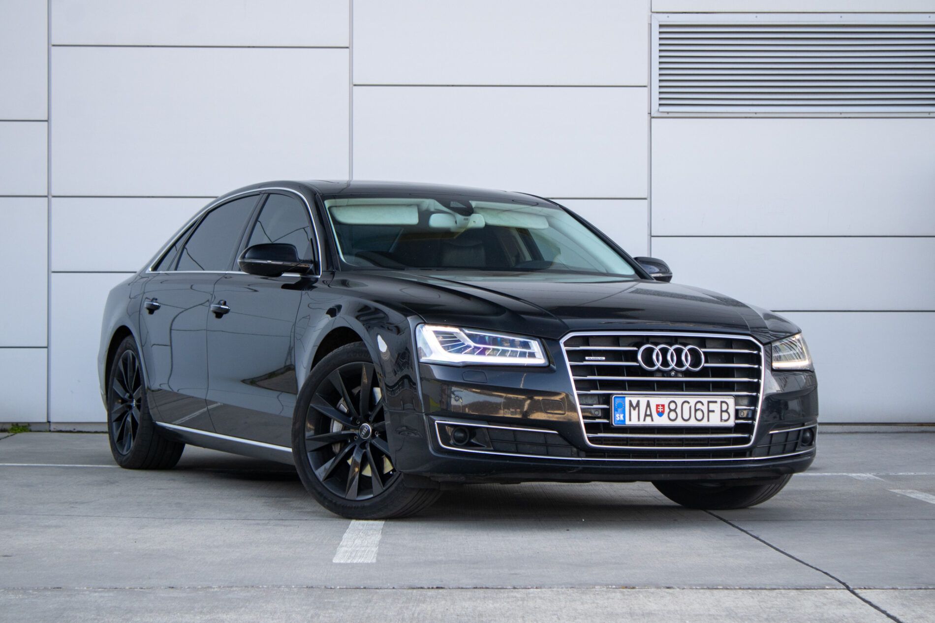 Audi A8 - fotka 4