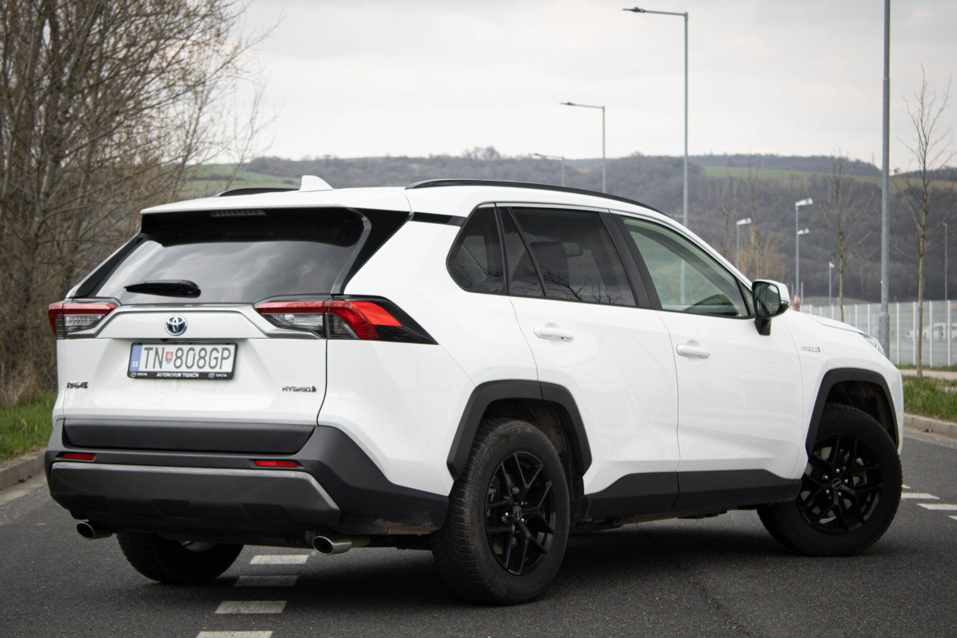 Toyota Rav4 - fotka 3