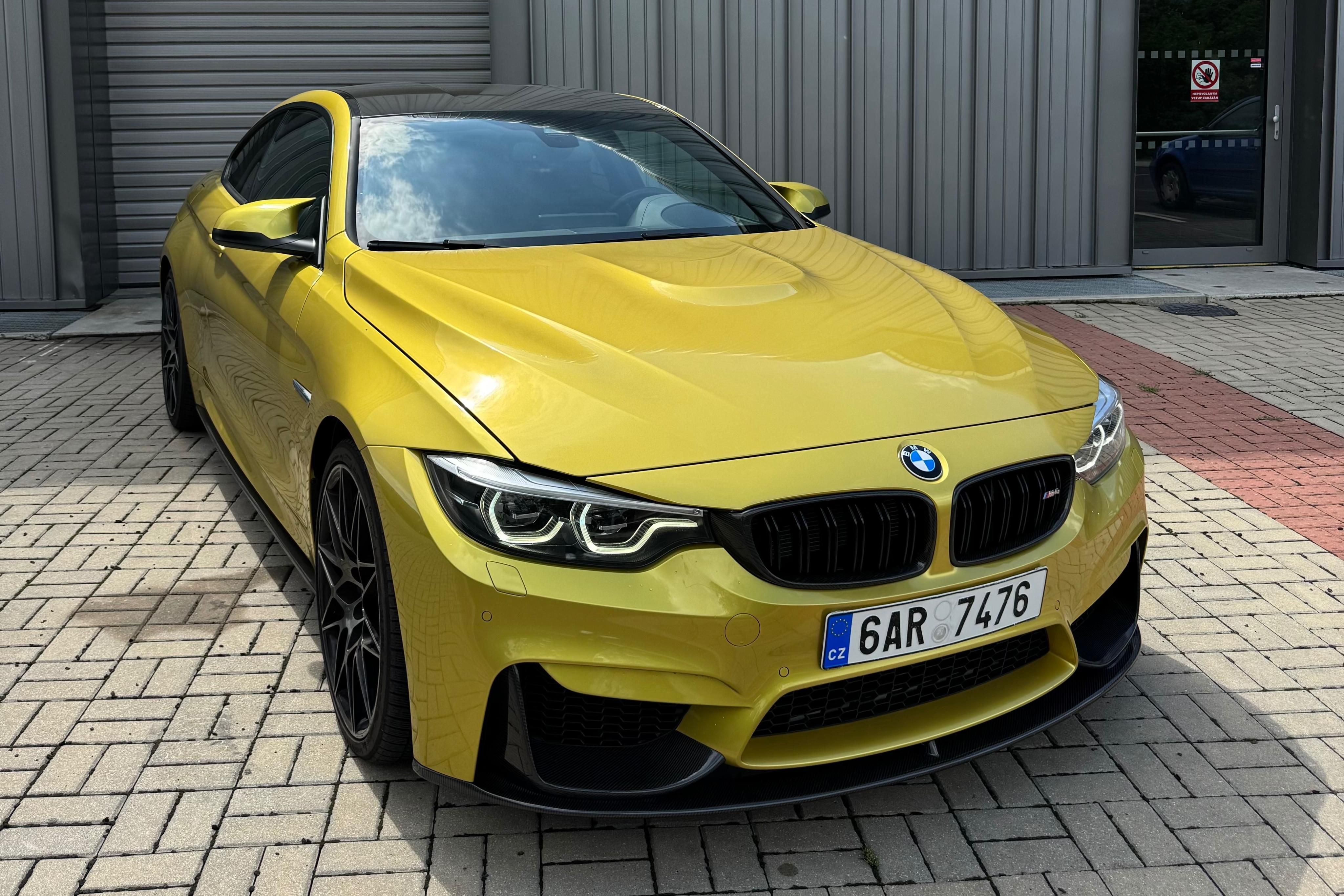BMW M4, BMW M4 LCI (DPH), 2017, HeadUP - fotka 4