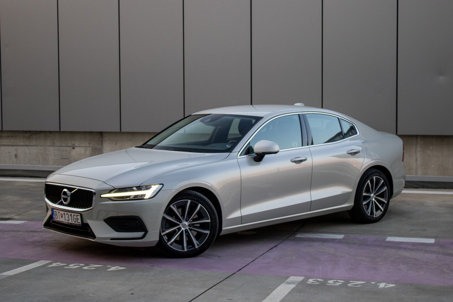 Volvo S60 - fotka 3