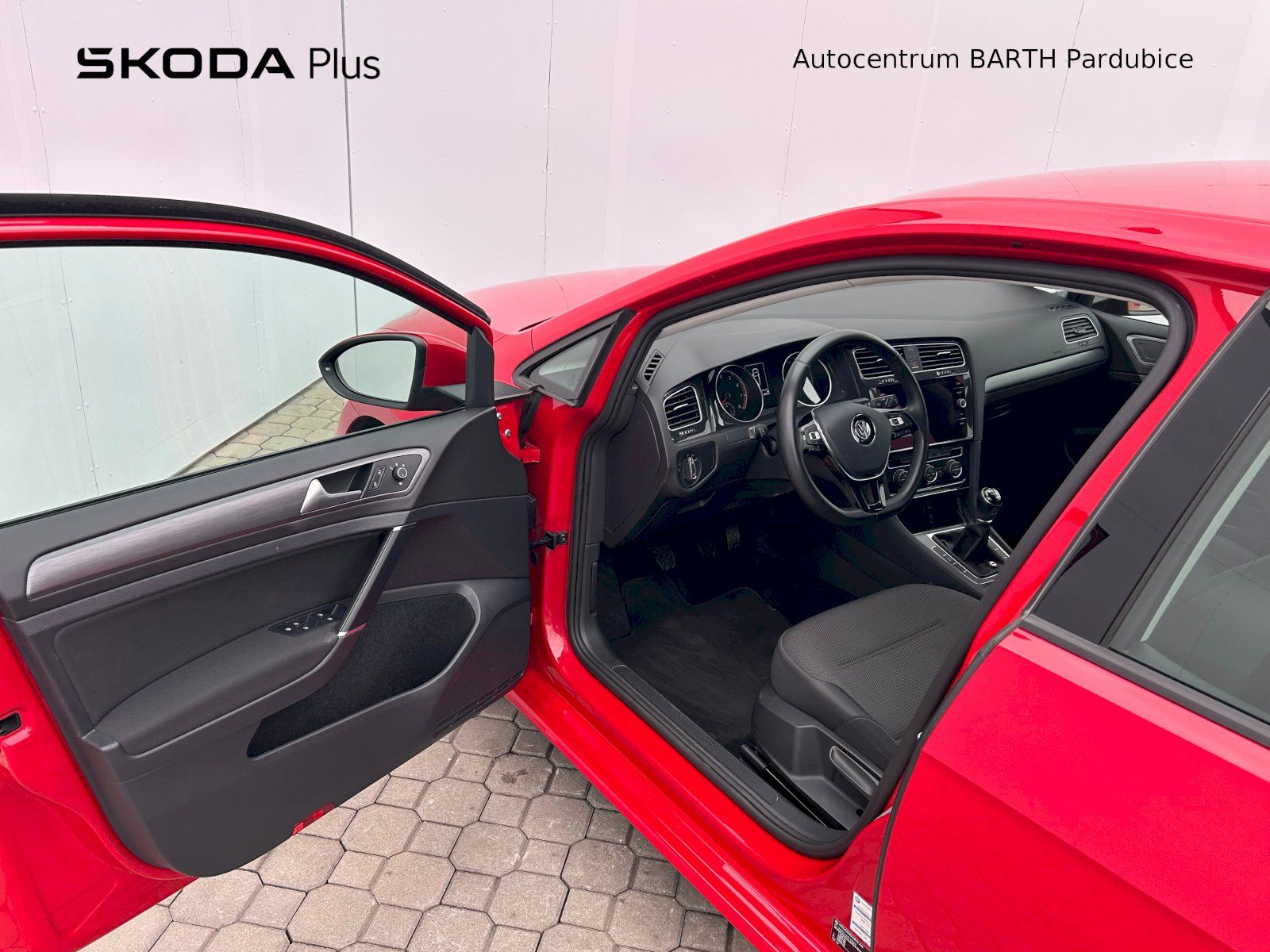 Volkswagen Golf, 1,0 TSI / 81 kW / Maraton Edit - fotka 5