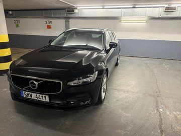 VOLVO V90 D4 Momentum