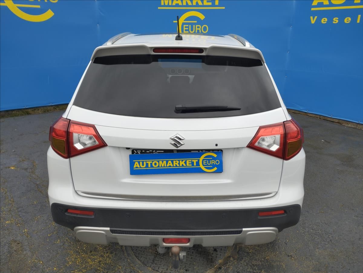Suzuki Vitara, 1,6 DDiS 88KW 4X4, KŮŽE, LED - fotka 5