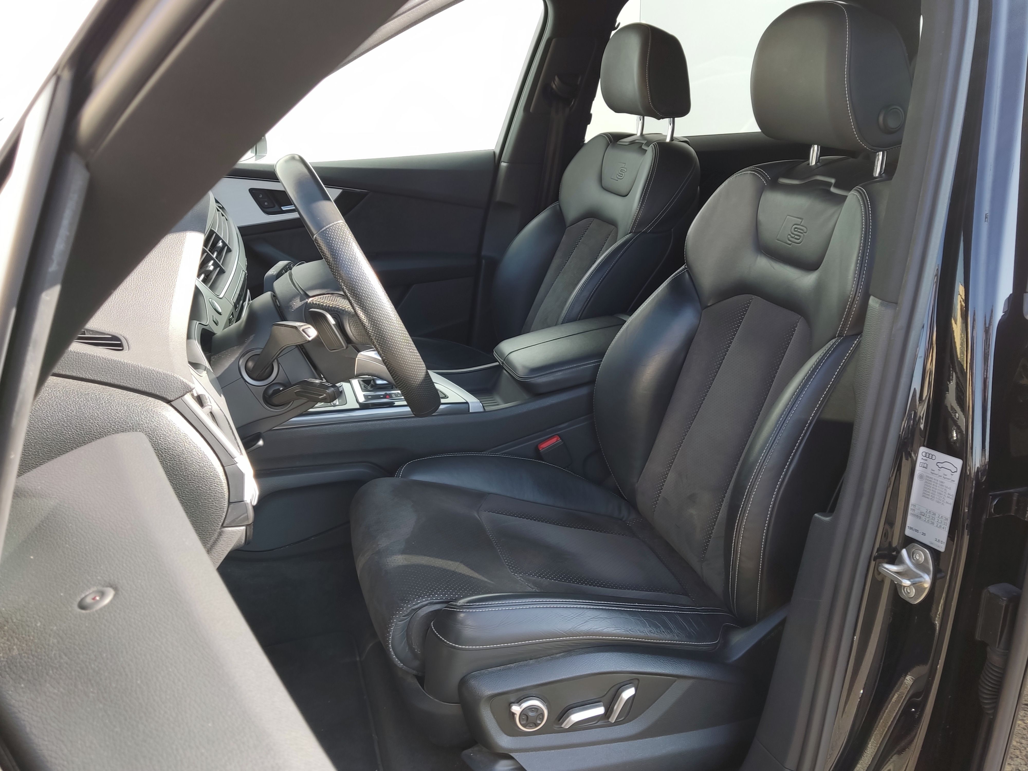 Audi Q7, 3.0 TDI 200 kW Quattro S-line - fotka 6