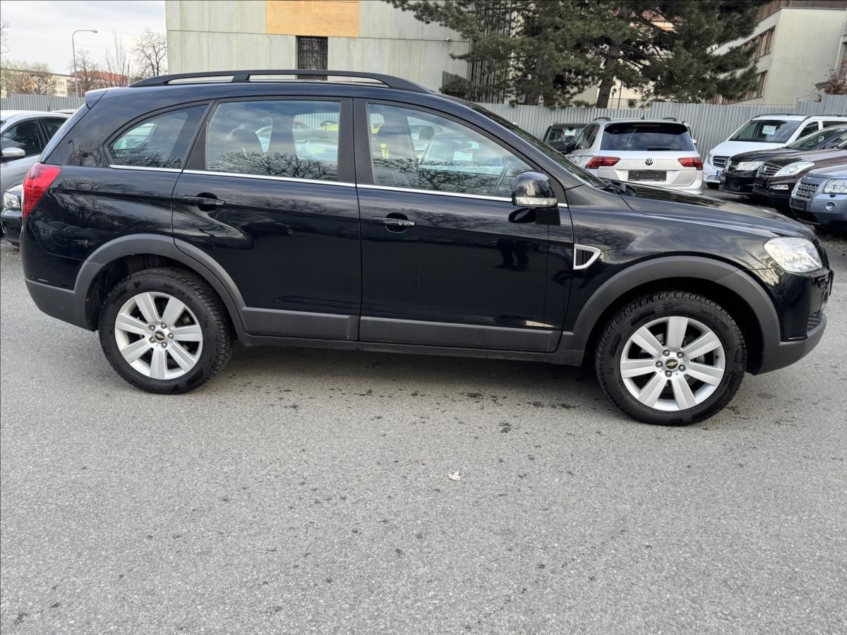 Chevrolet Captiva, 2,0 4x4+7.MIST+KRASNÝ STAV ! - fotka 4