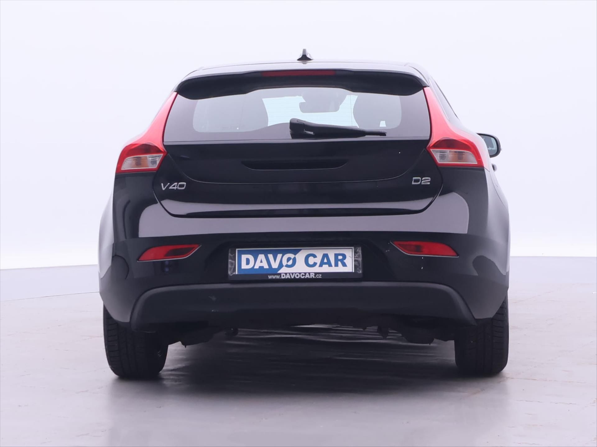 Volvo V40, 2,0 D2 Drive-E Aut Momentum - fotka 6