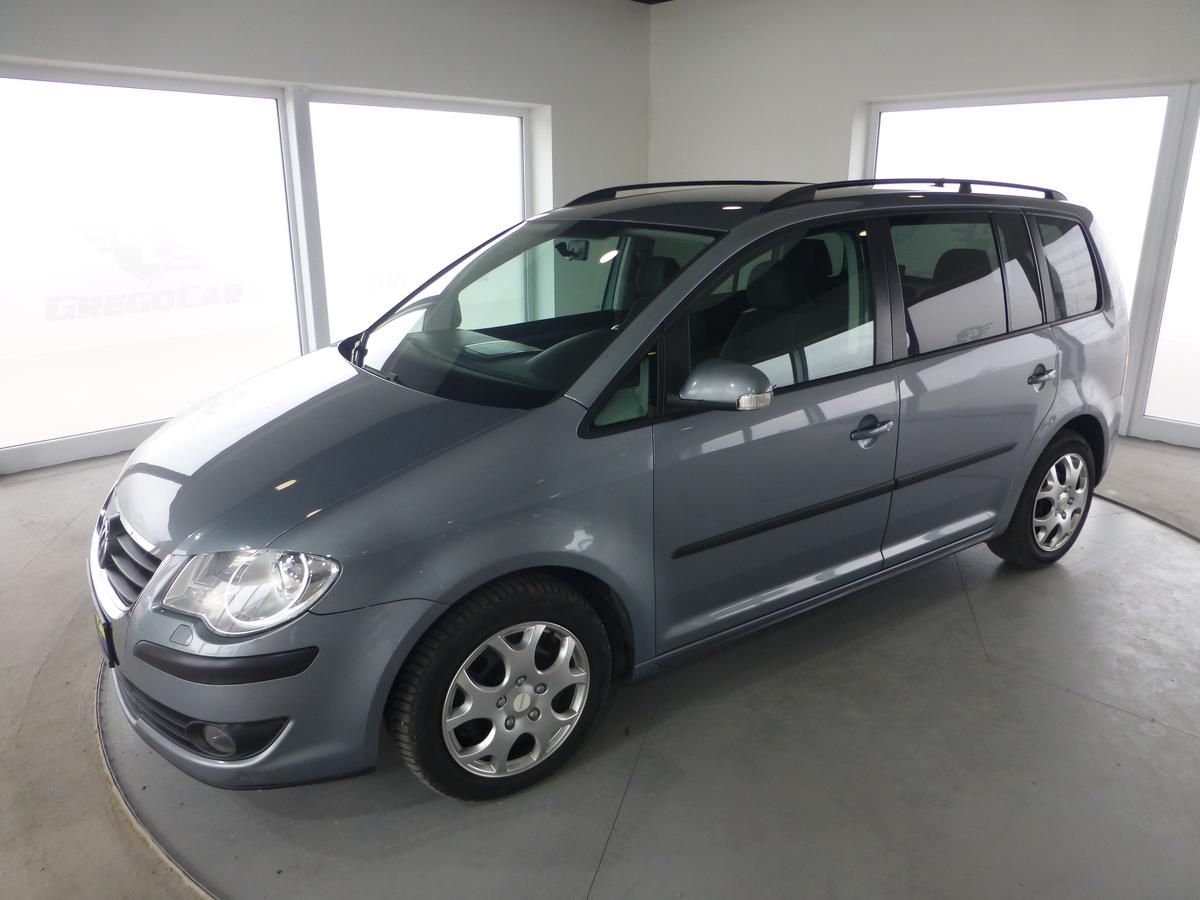 Volkswagen Touran, 1,9TDI*VYHŘ.SEDADLA***NAVIGACE