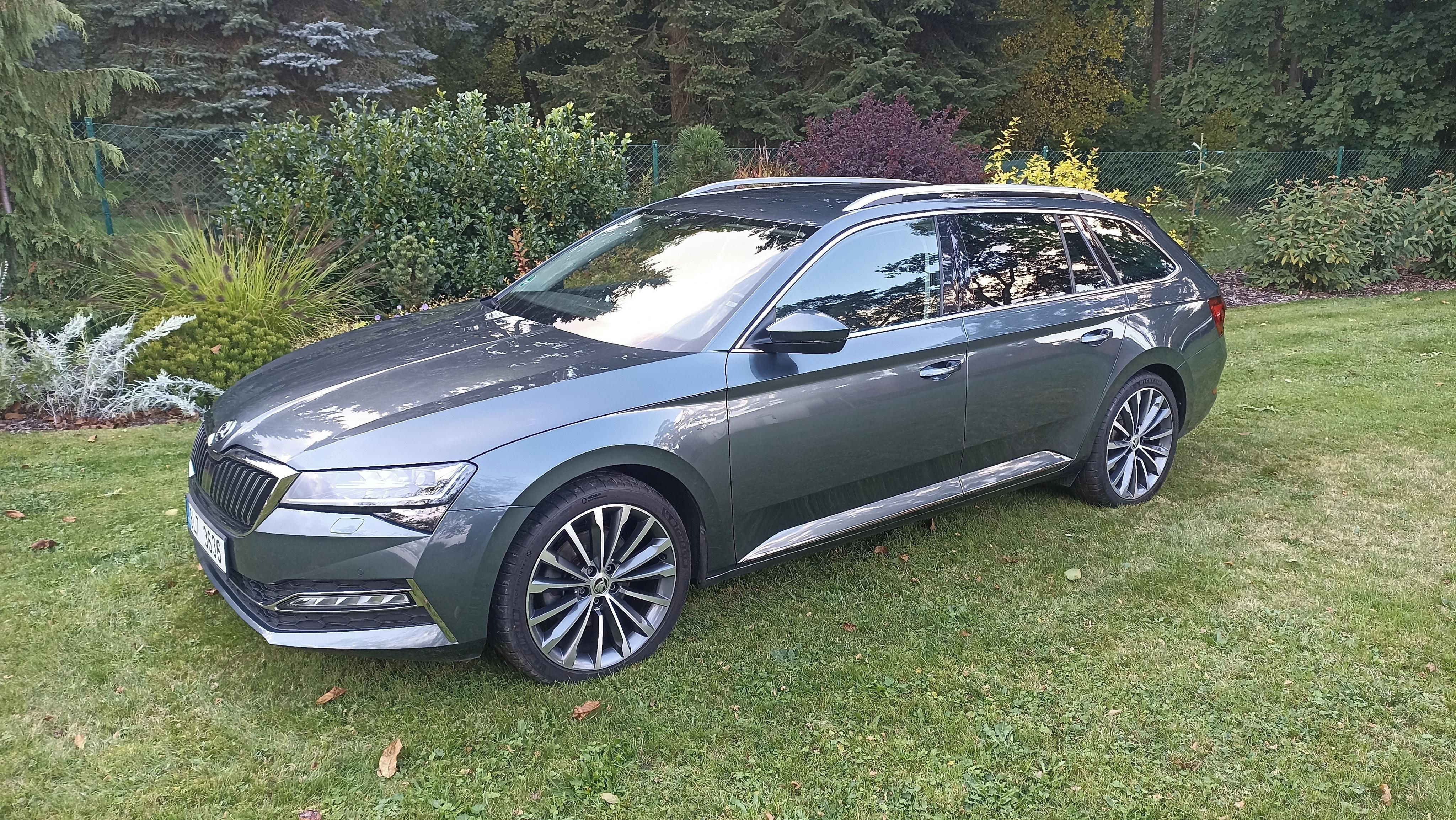 Škoda Superb, 4x4 L&K r.3/2020 Webasto  TOP - fotka 2