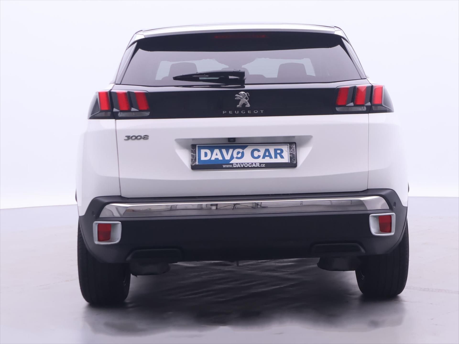 Peugeot 3008, 1.2 PT 96kW Aut. Allure CZ - fotka 6