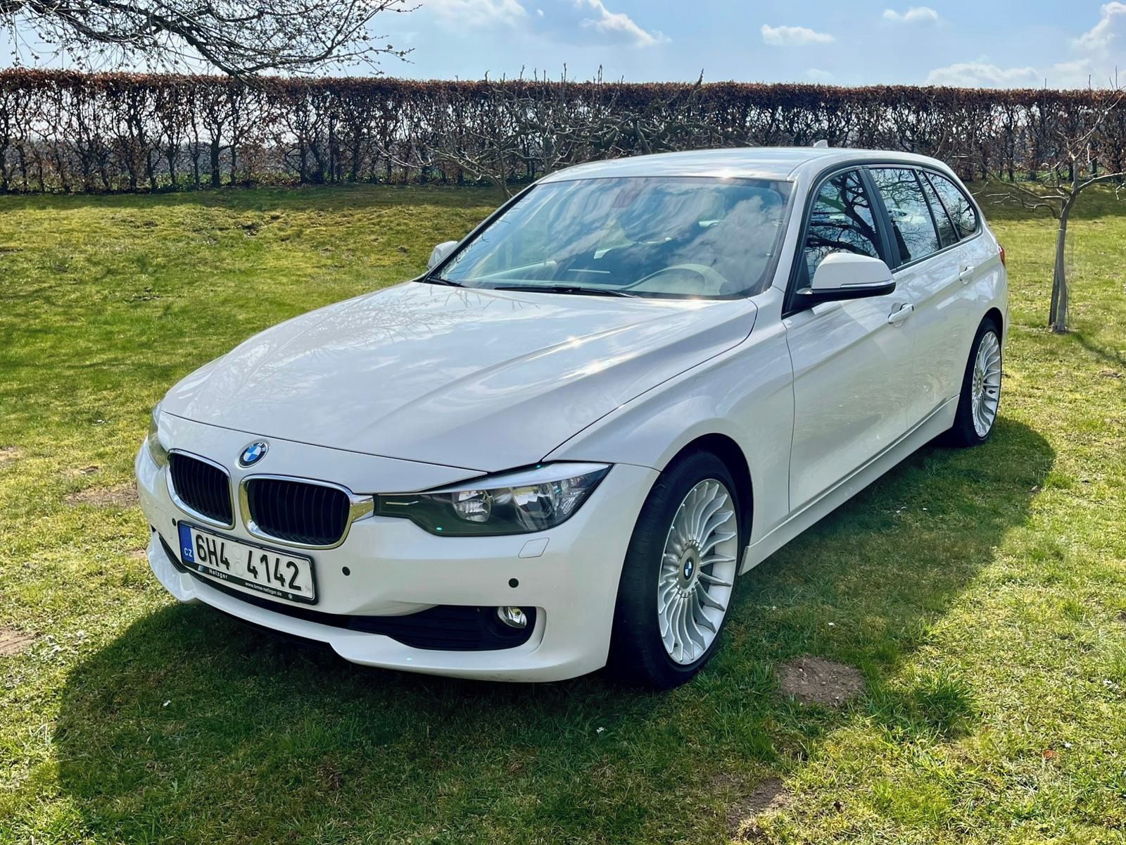 BMW Řada 3, 2015 BMW 320d - fotka 5